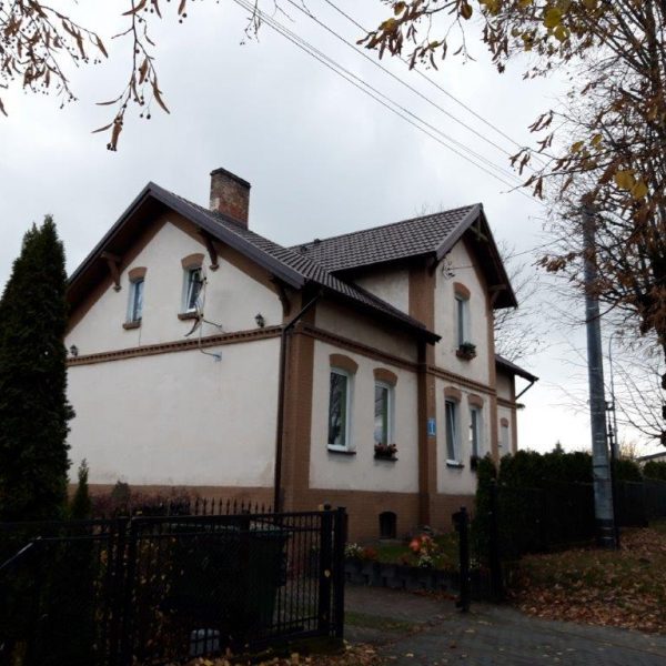 Ruukki Finnera w kolorze czekoladowy–brąz – trwałe i estetyczne pokrycie
