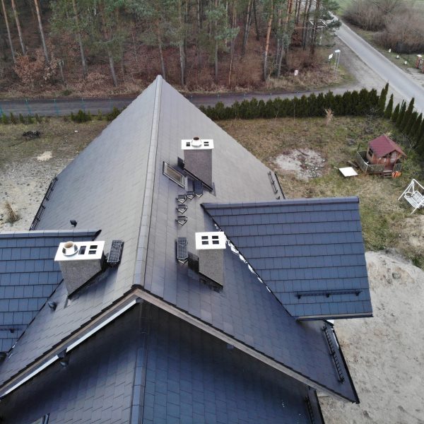 Creaton Simpla – płaska dachówka ceramiczna o minimalistycznym designie