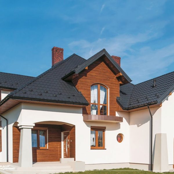 Blachodachówka Pruszyński Optima – dach budynku mieszkalnego po montażu